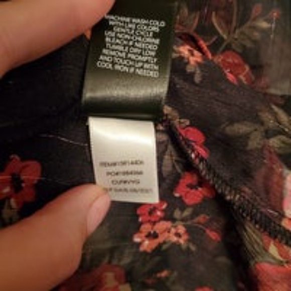 Babydoll Chiffon Lurex Crochet Detail Lace-Up Blouse - Picture 4 of 5